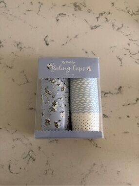 Blue floral baking cups scalloped NEW my mind's eye paper snack cups